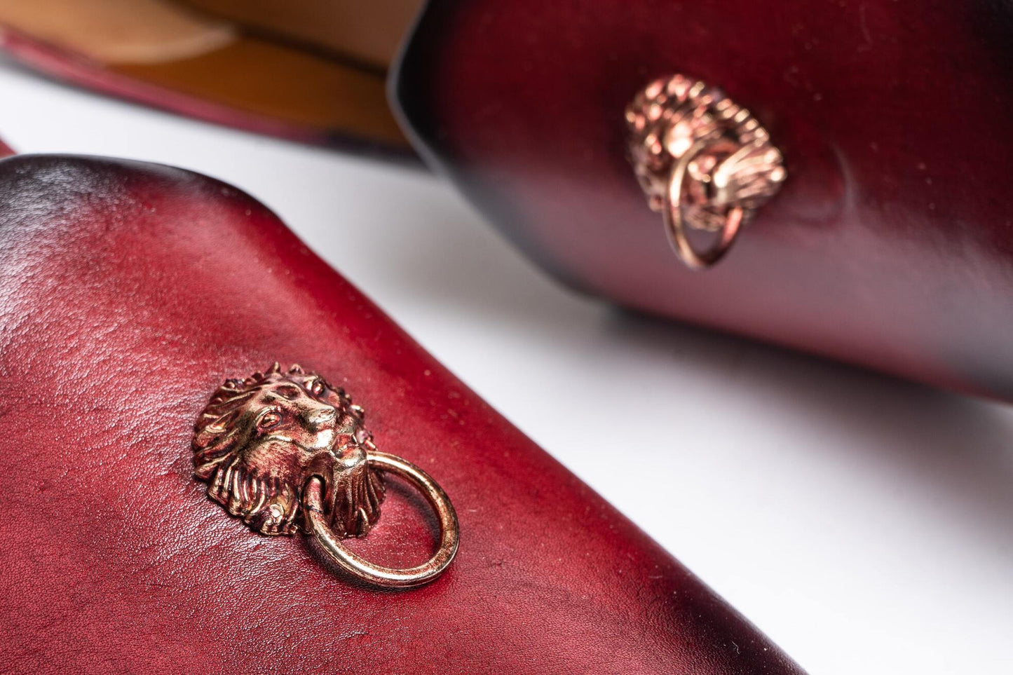 BORDEAUX PATINA ORNAMENT JUTTI