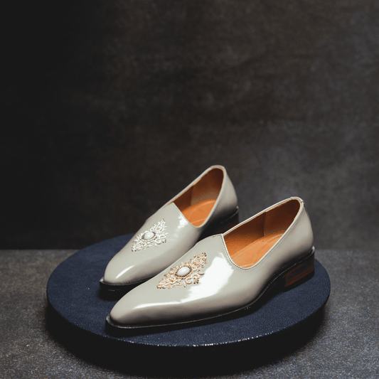 Vintage Jutti – Kavith Sainaani Store Vintage Jutti – Kavith Sainaani Store