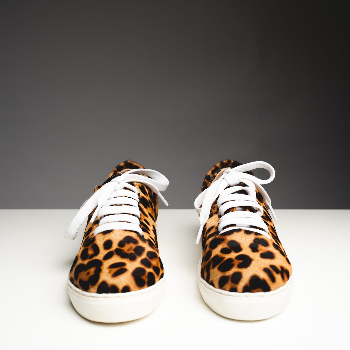 Lite cheetah harion sneakers