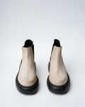 CHELSEA BOOTS WITH A ROUNDED TOE AND CHUNKY SOLE