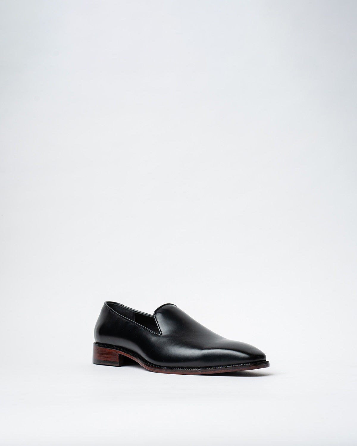 EVENING SLIPPERS WITH AN ALMOND TOE, VELVET VAMP AND STACKED HEEL