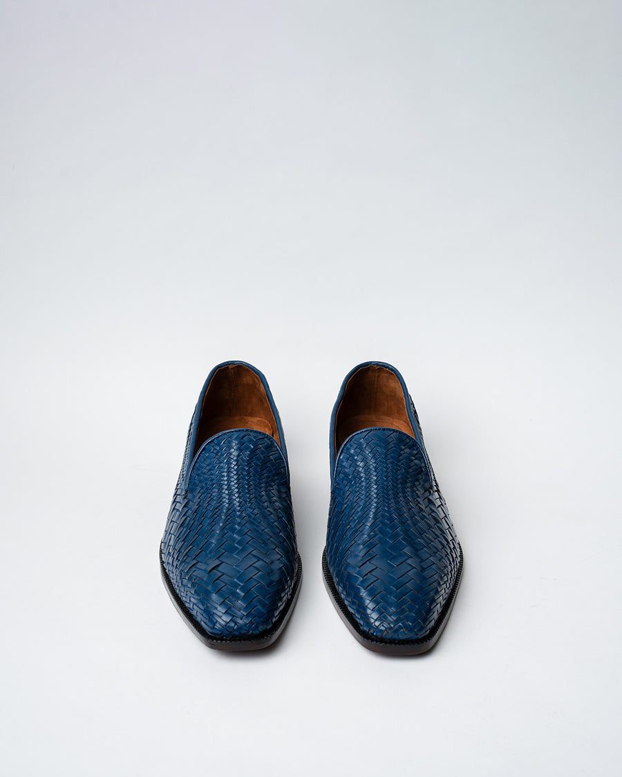 EVENING SLIP-ONS WITH AN ALMOND TOE, EASY TO SLIDE IN SHOES