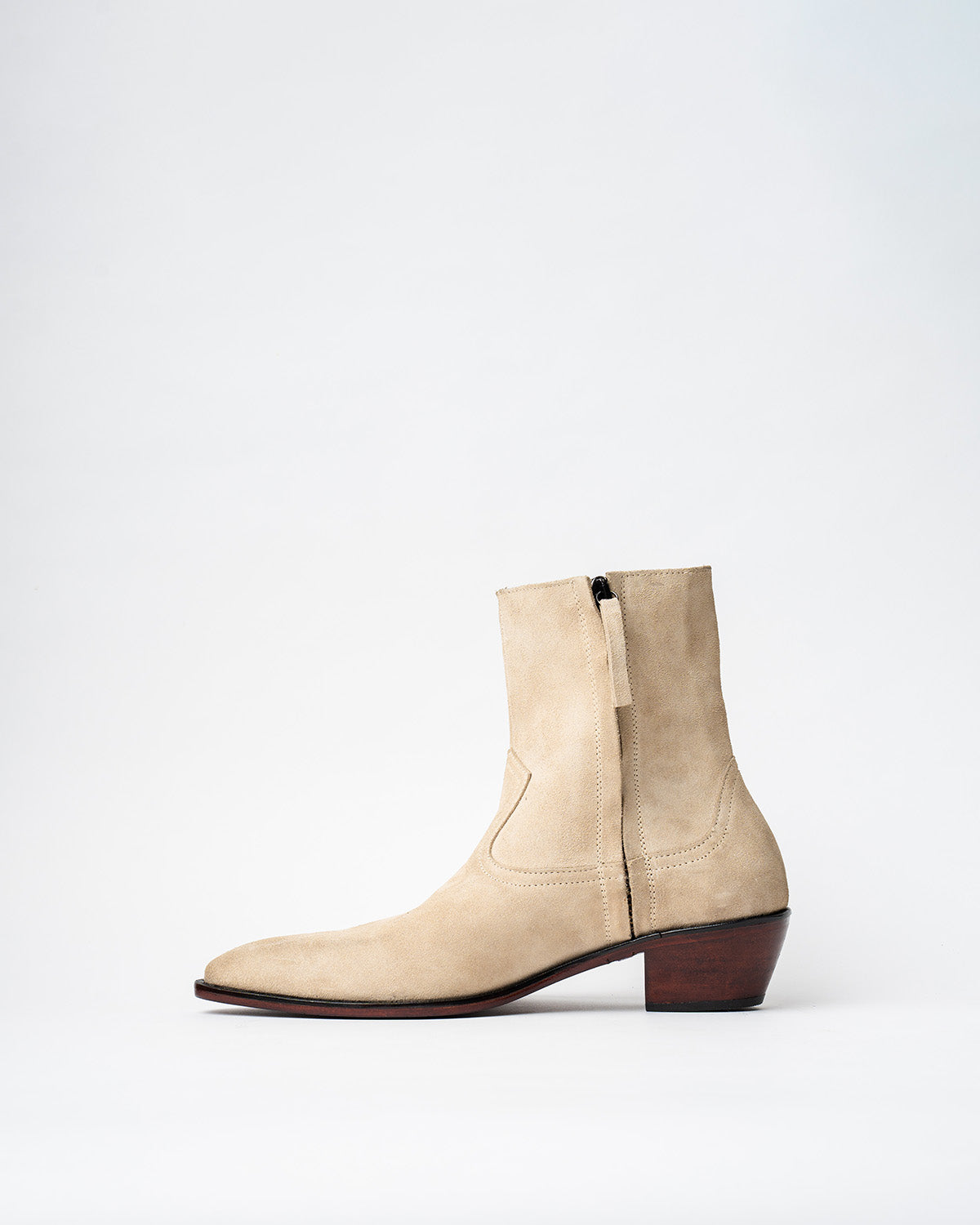 COWBOY ANKLE BOOTS WITH A SQUARE POINTED TOE AND TRAPEZOID HEEL, FEATURING A SIDE ZIP CLOSURE