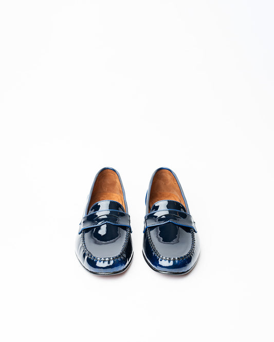 CLASSIC PENNY LOAFER, FEATURING OLD MONEY LOOK.