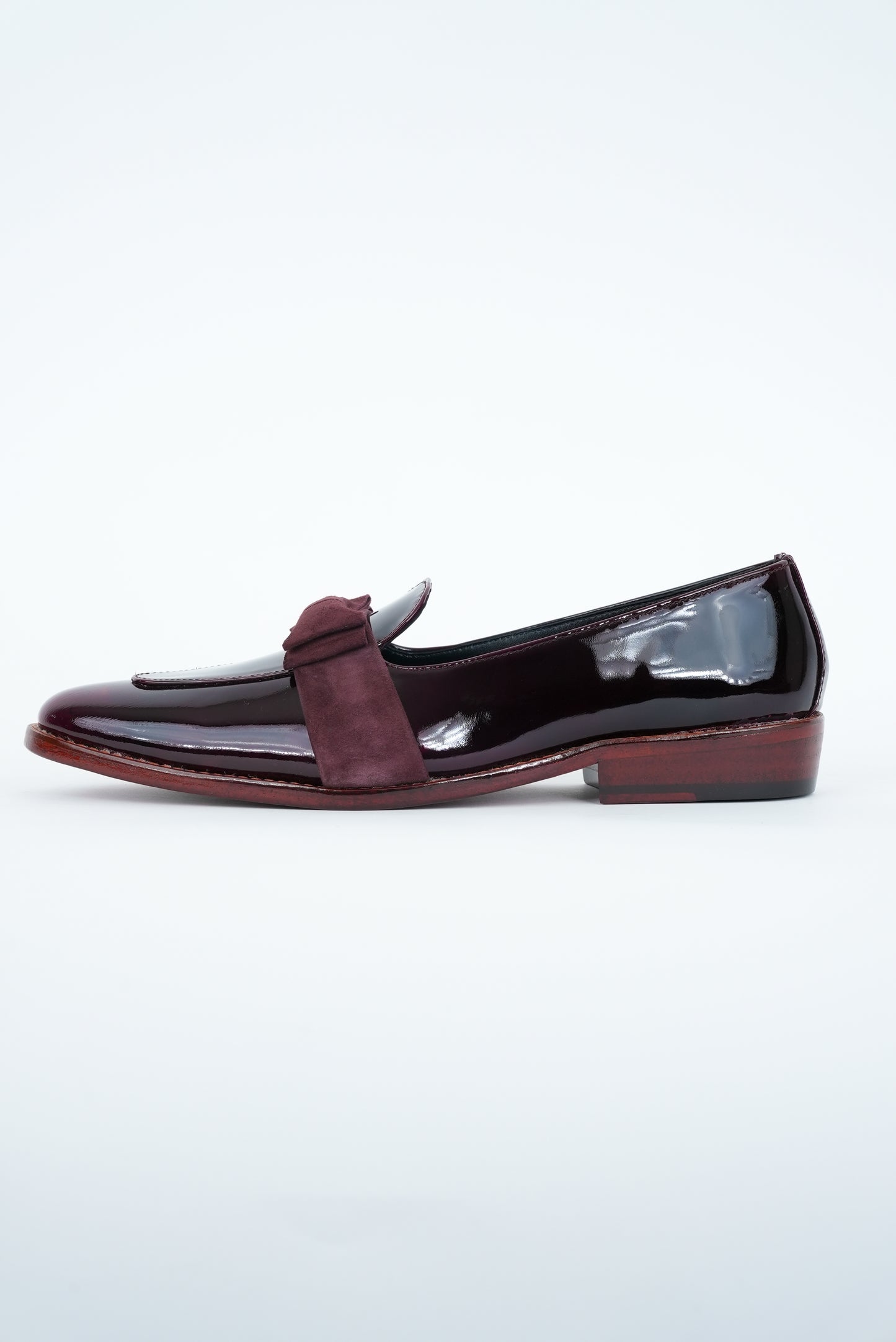 CLASSIC MAHROON WITH  BOW BAND LOAFER TUXEDO