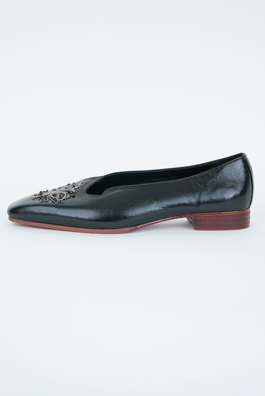 CLASSIC ZAKI BLACK SQUARE POINTED  TOE JUTTI WITH HANDMADE  EMBROIDERY