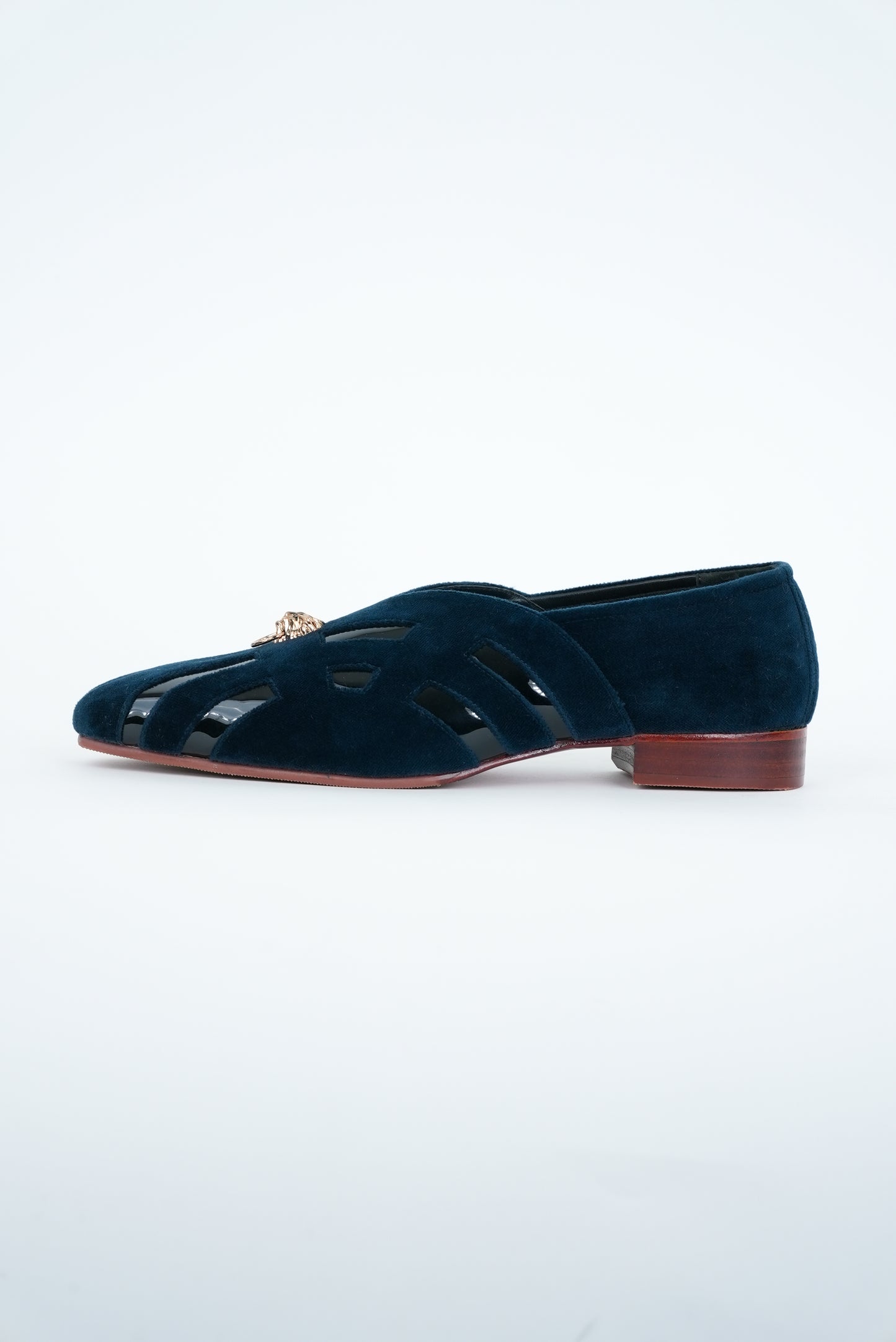 CLASSIC BLUE WITH GOLD  LION STUD AND SQUARE POINTED  TOE CUT JUTTI