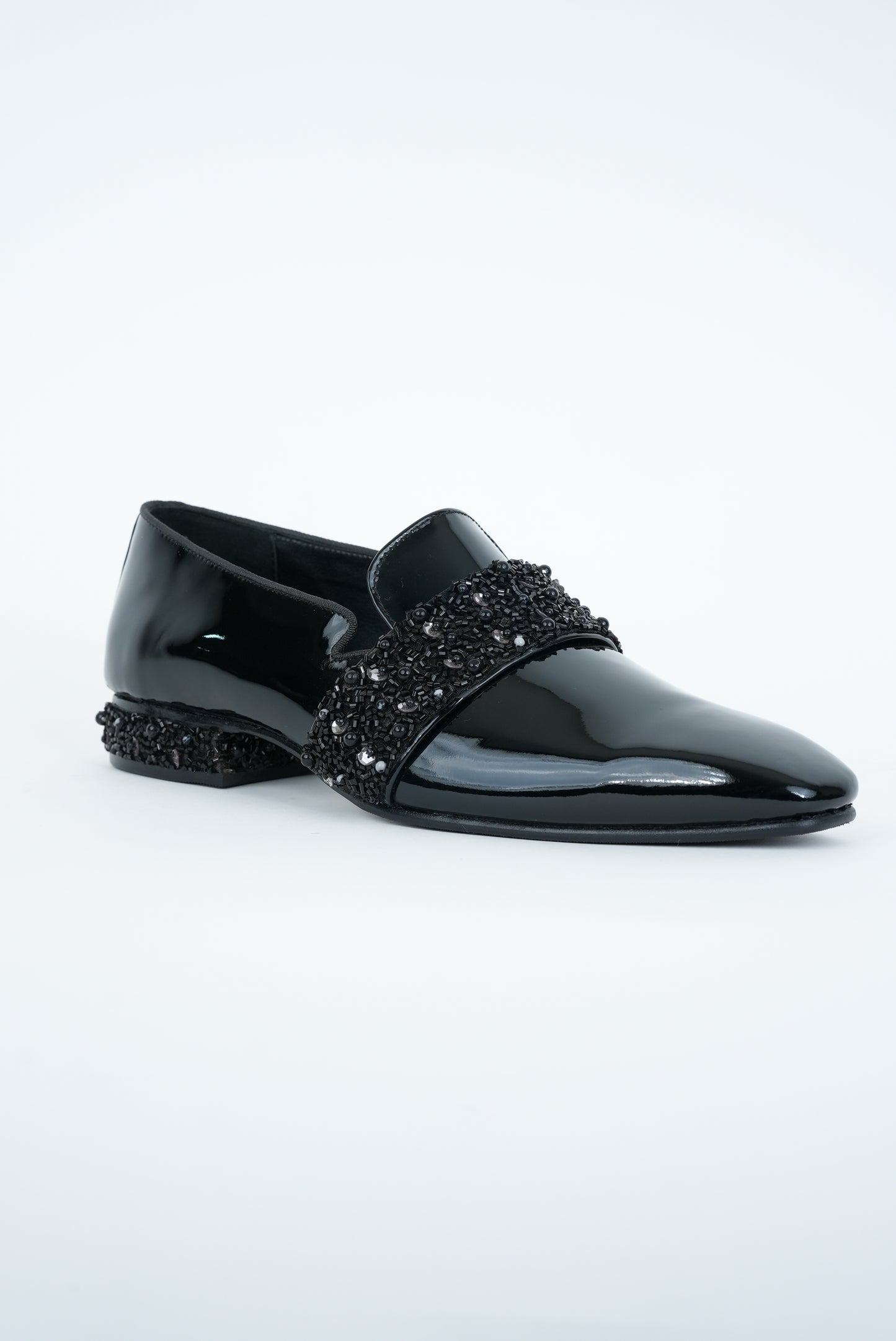 EVENING GLOSSY BLACK  WITH BLACK  EMBRIODERY STRAP SQUARE POINTED TOE  LOAFER TUXEDOS