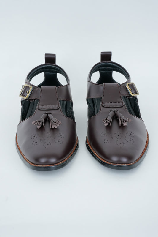 BROWN BUFF WITH TASSEL AND  BUCKLE SANDAL