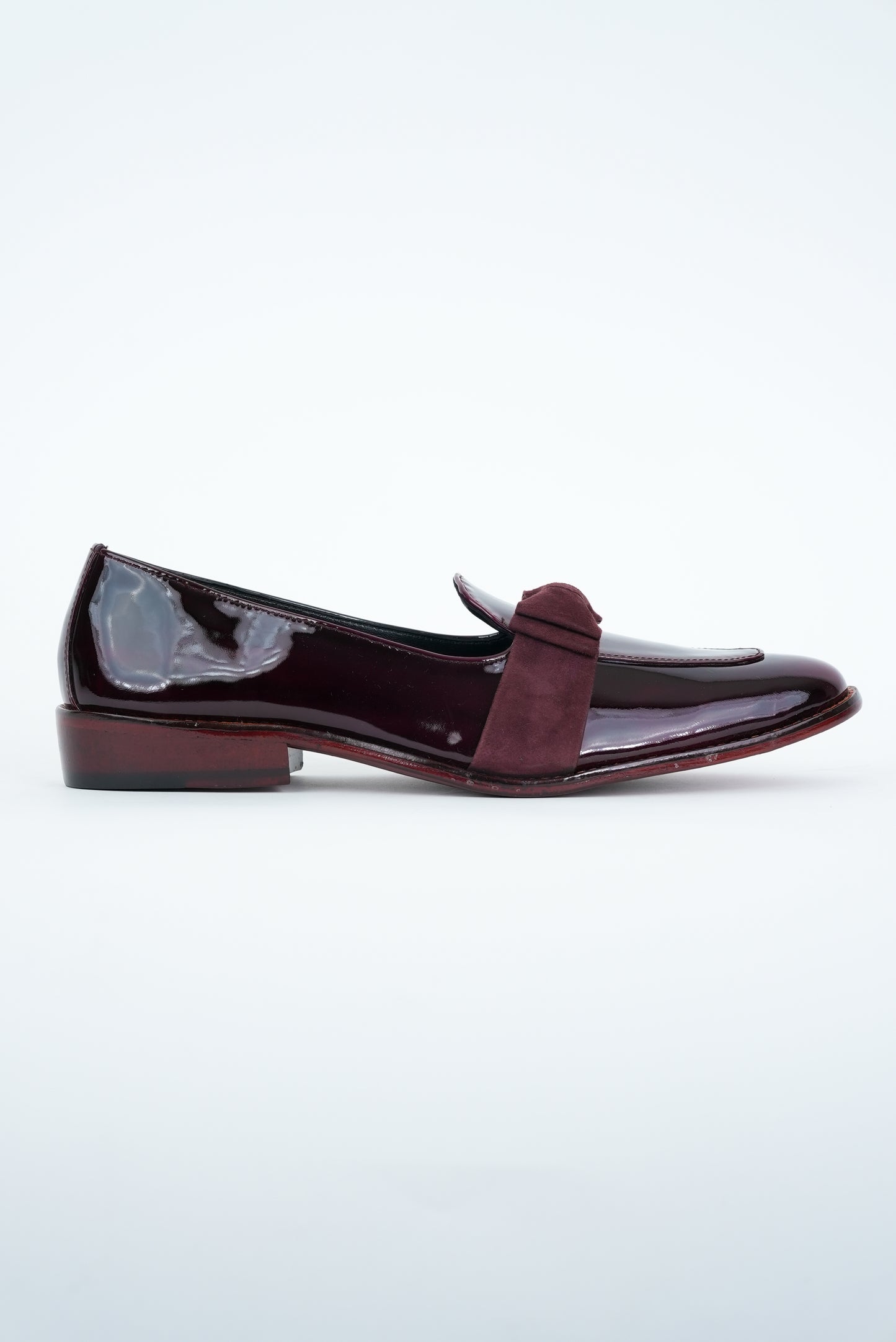 CLASSIC MAHROON WITH  BOW BAND LOAFER TUXEDO