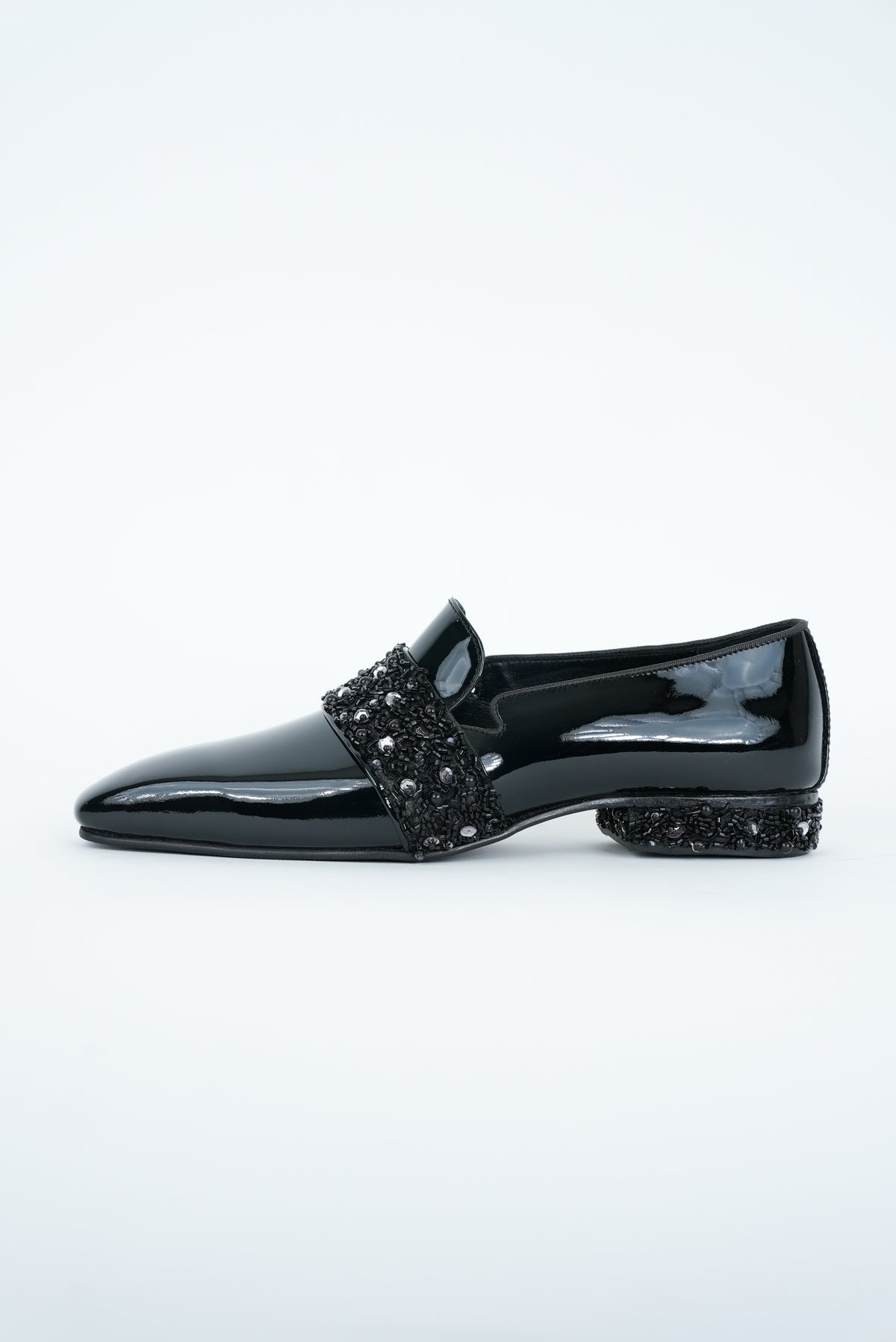EVENING GLOSSY BLACK  WITH BLACK  EMBRIODERY STRAP SQUARE POINTED TOE  LOAFER TUXEDOS