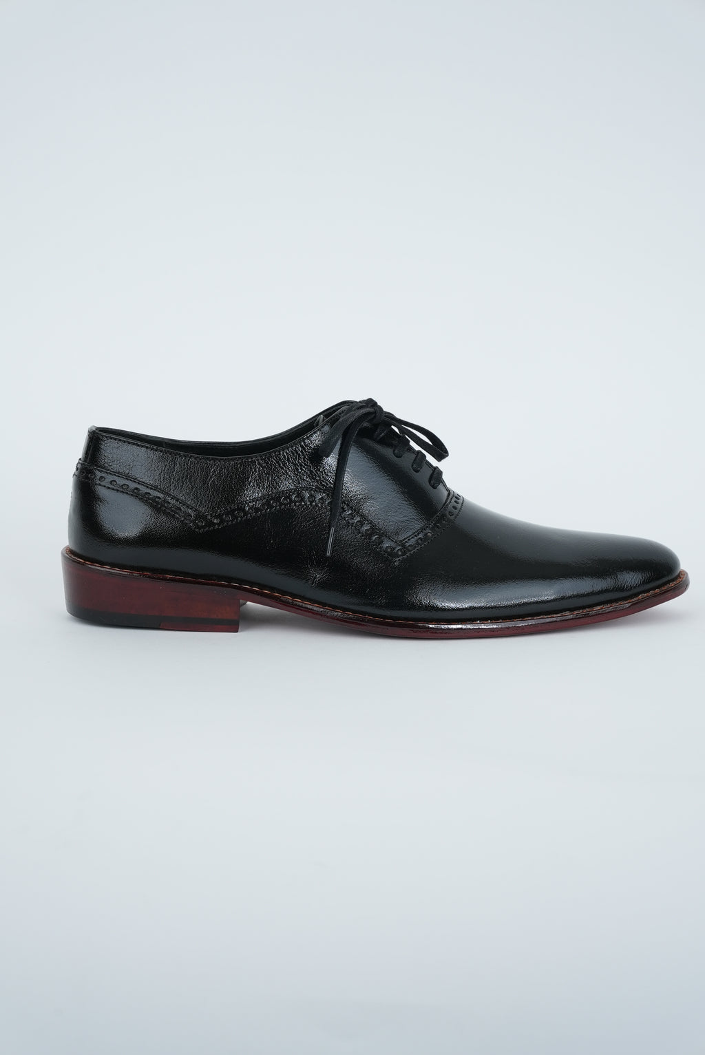 ASH BROWN LACED WHOLECUT  SHOES WITH A SQUARE  POINTED TOE  AND STACKED HEEL.