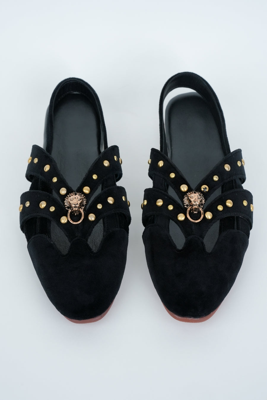 CLASSIC BLACK WITH GOLD  PINS AND LION STUD CUT SANDALS