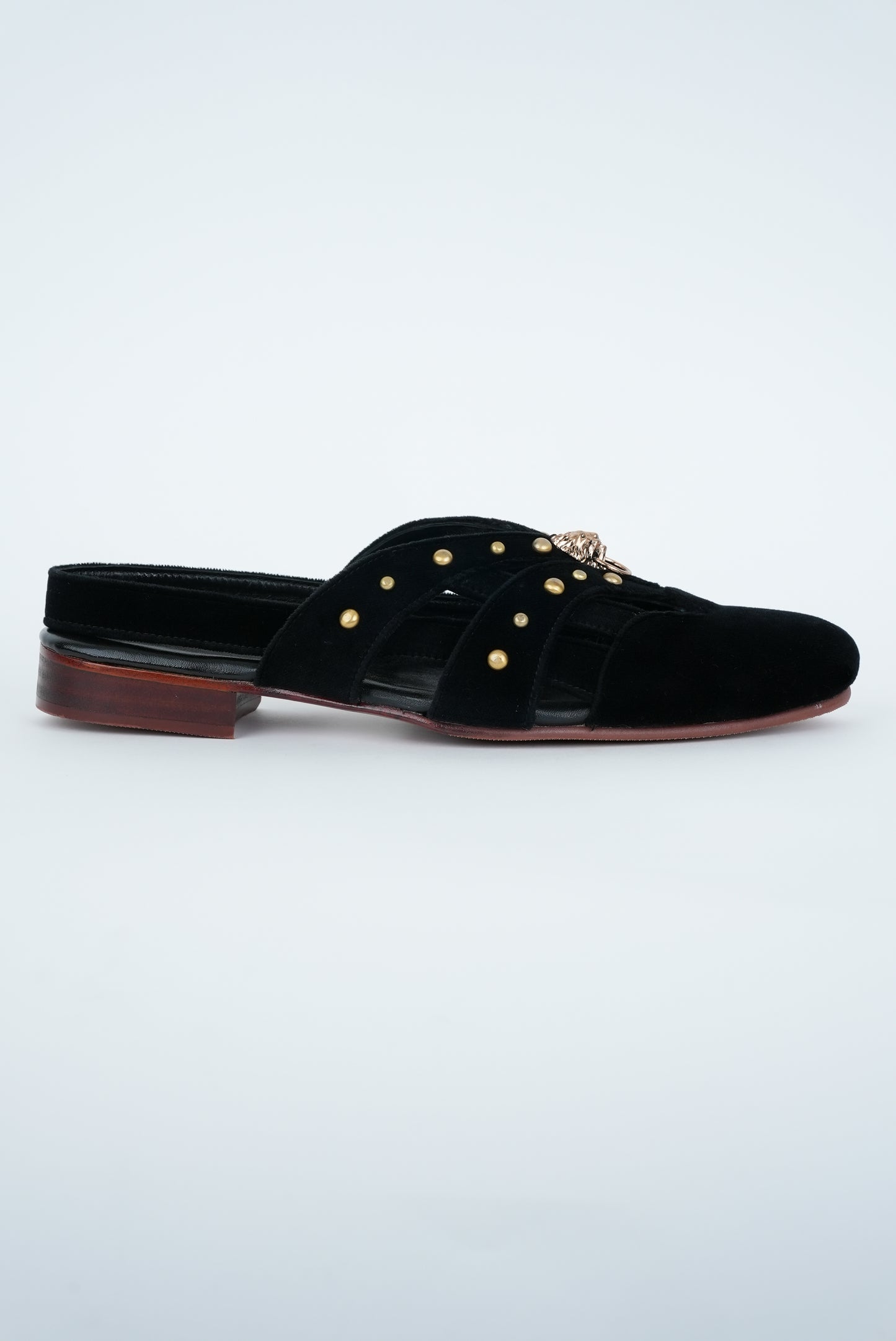 CLASSIC BLACK WITH GOLD  PINS AND LION STUD CUT SANDALS