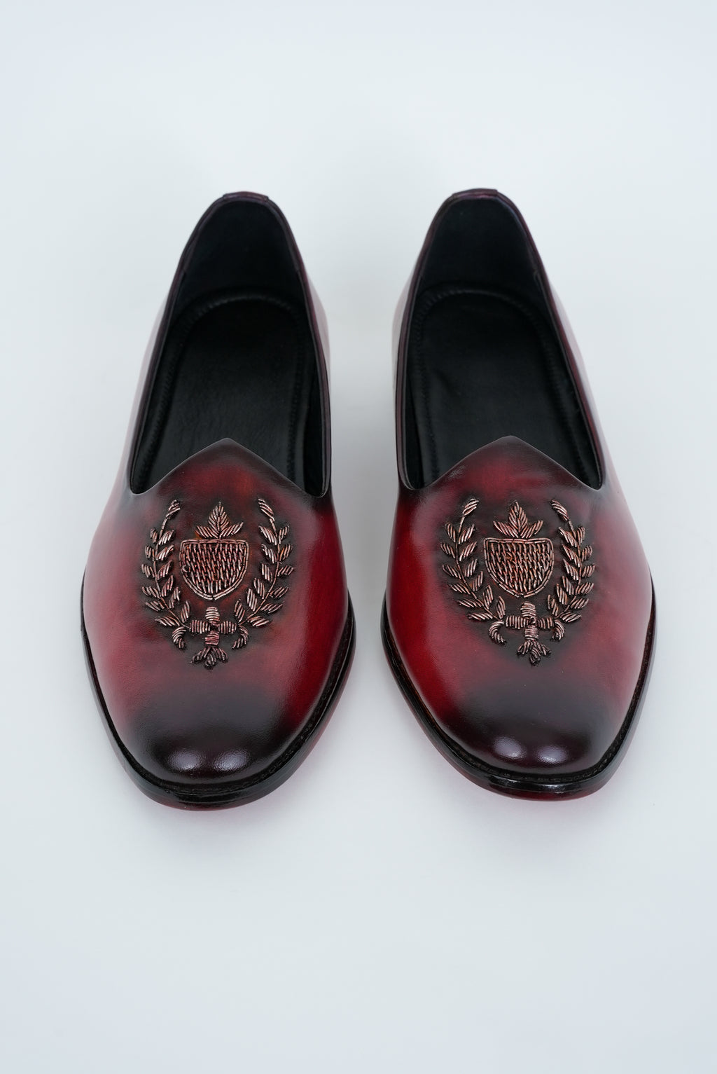 CLASSIC BORDO WITH  HANDMADE EMBRIODERY JUTTI