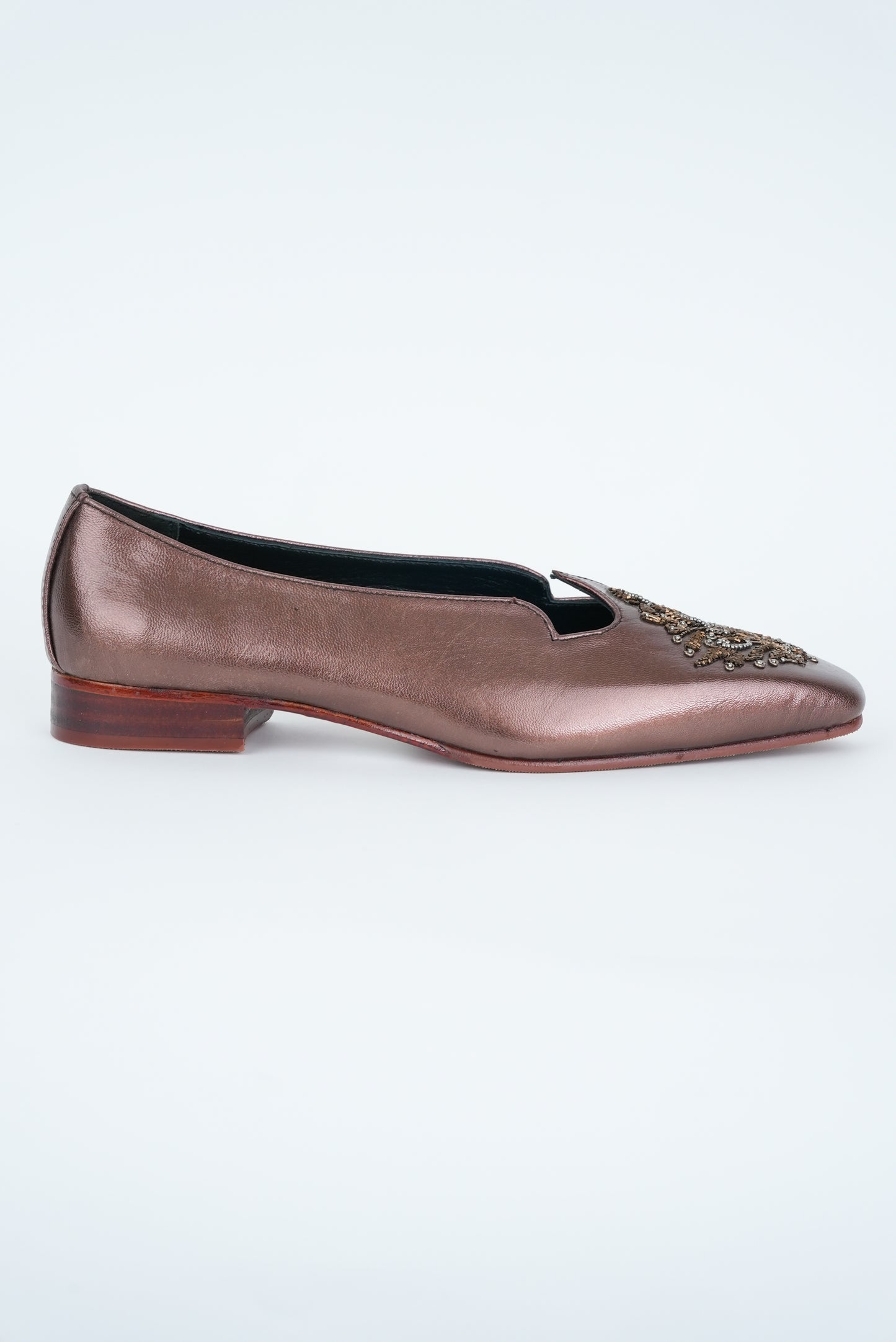 CLASSIC MAROON METALLIC SQUARE POINTED TOE JUTTI