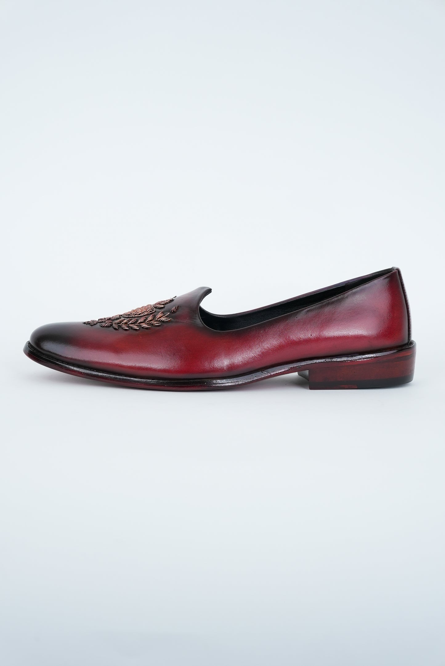 CLASSIC BORDO WITH  HANDMADE EMBRIODERY JUTTI