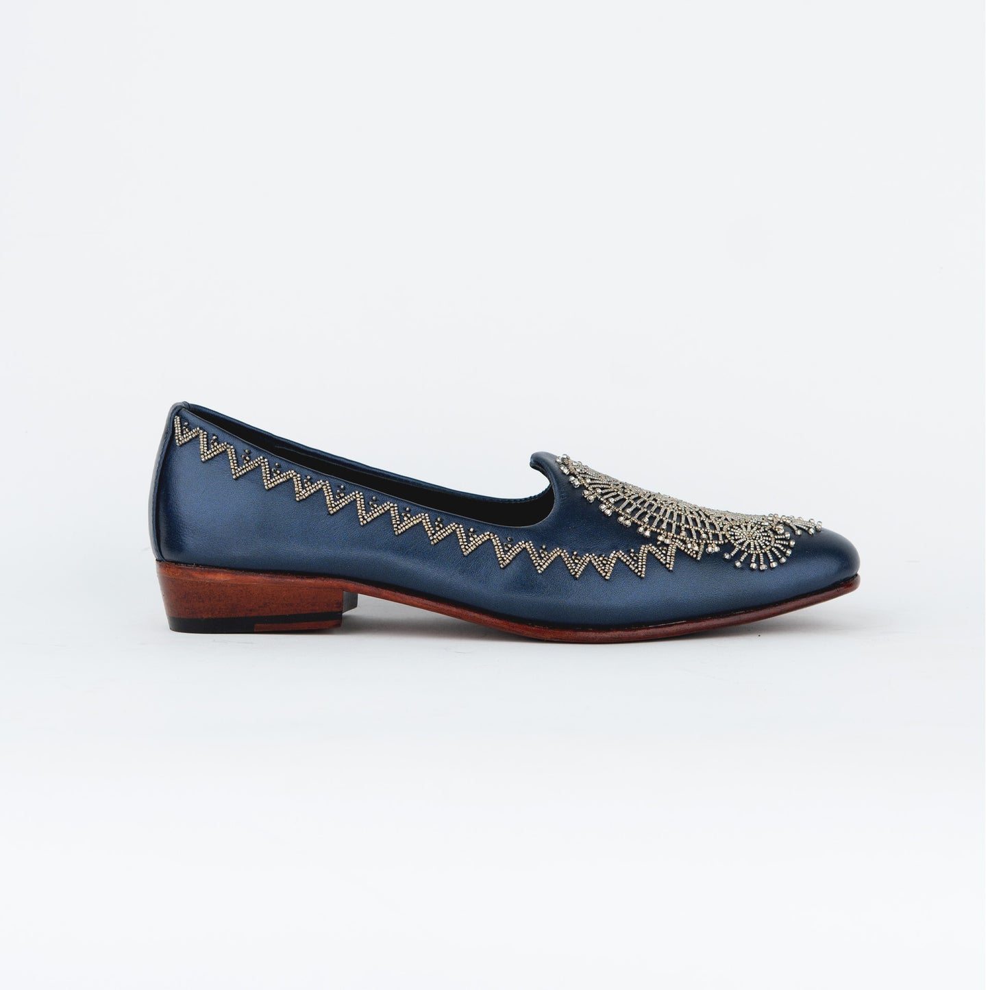 CLASSIC HAND EMBROIDERED NAVY BLUE JUTTI