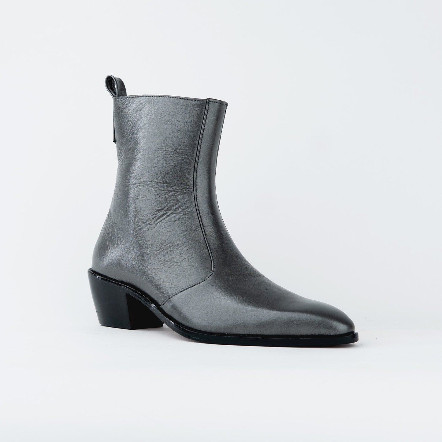 METALLIC GREY BOOTS WITH A SQUARE POINTED TOE AND TRAPEZOID HEEL