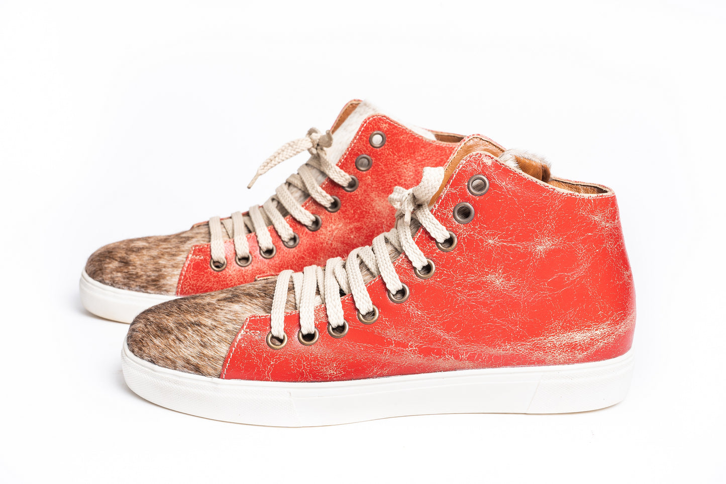 DISTRESSED SNEAKERS - RED